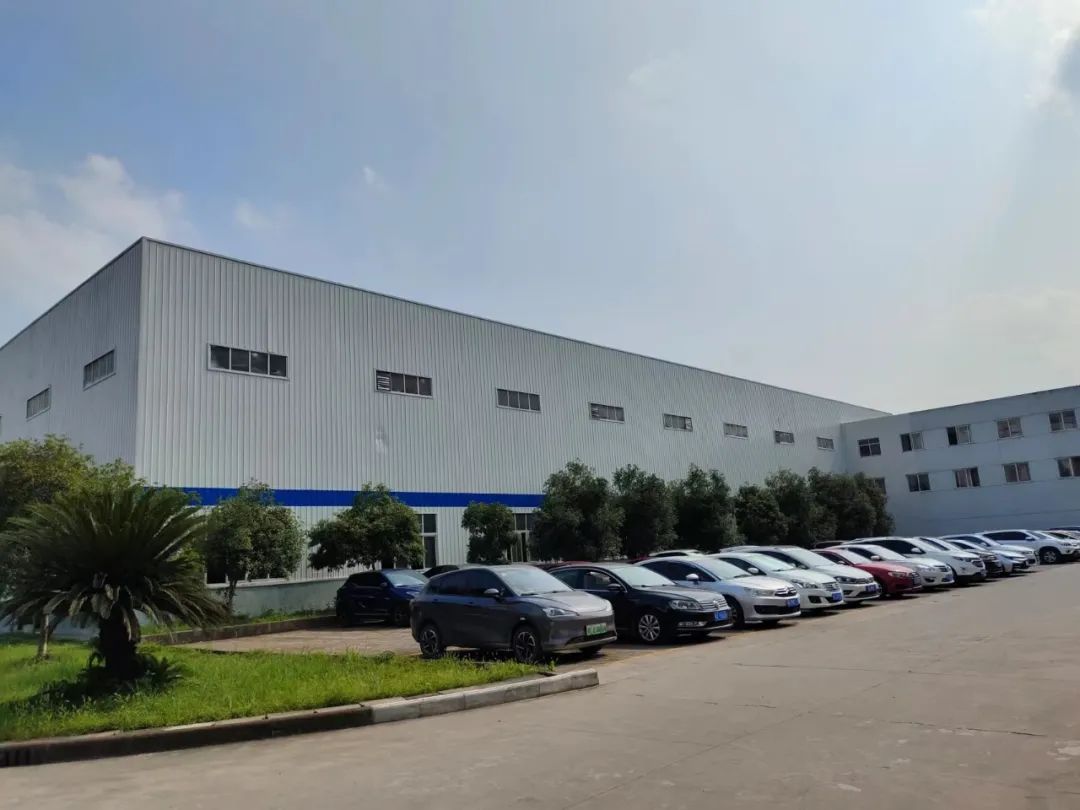 推進清潔文明生產，營造美麗廠區環境