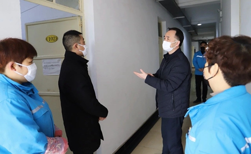 周金平到楚星公司、松滋肥業檢查疫情防控情況(圖3) 周金平到楚星公司、松滋肥業檢查疫情防控情況(圖3)