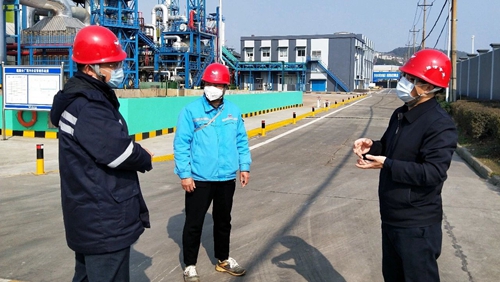 王大真到股份公司現場檢查疫情防控及安全生產情況(圖4) 王大真到股份公司現場檢查疫情防控及安全生產情況(圖4)