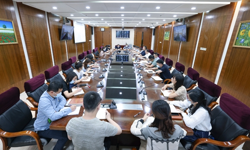 集團召開辦公室系統工作會議(圖1) 集團召開辦公室系統工作會議(圖1)