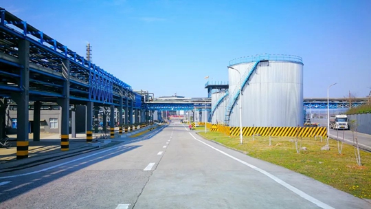 “宜化牌”聚氯乙烯樹脂喜添新成員(圖2) “宜化牌”聚氯乙烯樹脂喜添新成員(圖2)