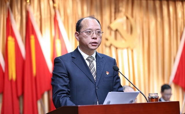 宜化集團(tuán)2022年度總結(jié)表彰暨第七屆職工代表大會(huì)開幕 卞平官作報(bào)告(圖5) 宜化集團(tuán)2022年度總結(jié)表彰暨第七屆職工代表大會(huì)開幕 卞平官作報(bào)告(圖5)