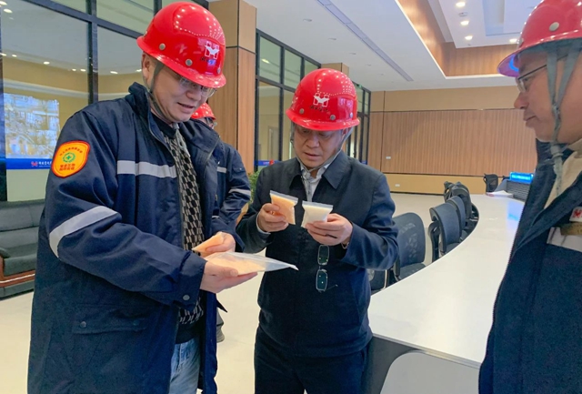 王大真到田家河新項目和降解新材料公司現場調研(圖2) 王大真到田家河新項目和降解新材料公司現場調研(圖2)