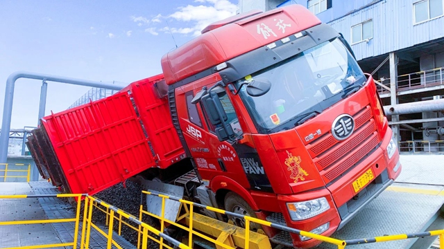 現場無人化!新疆宜化自動卸車系統上線(圖2) 現場無人化!新疆宜化自動卸車系統上線(圖2)