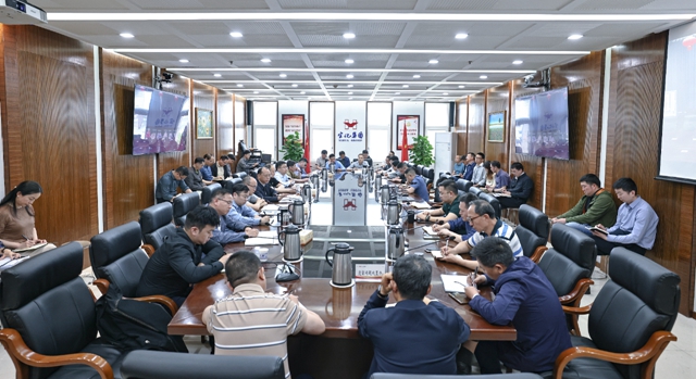 集團召開4月份效益分析會(圖1) 集團召開4月份效益分析會(圖1)