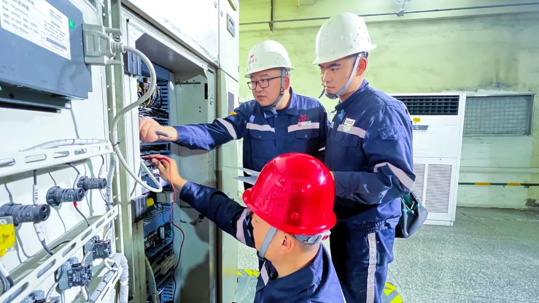 【宜化榜樣】金牌能手陳興龍:潛心鉆研勇開拓,立足一線解難題(圖2) 圖片