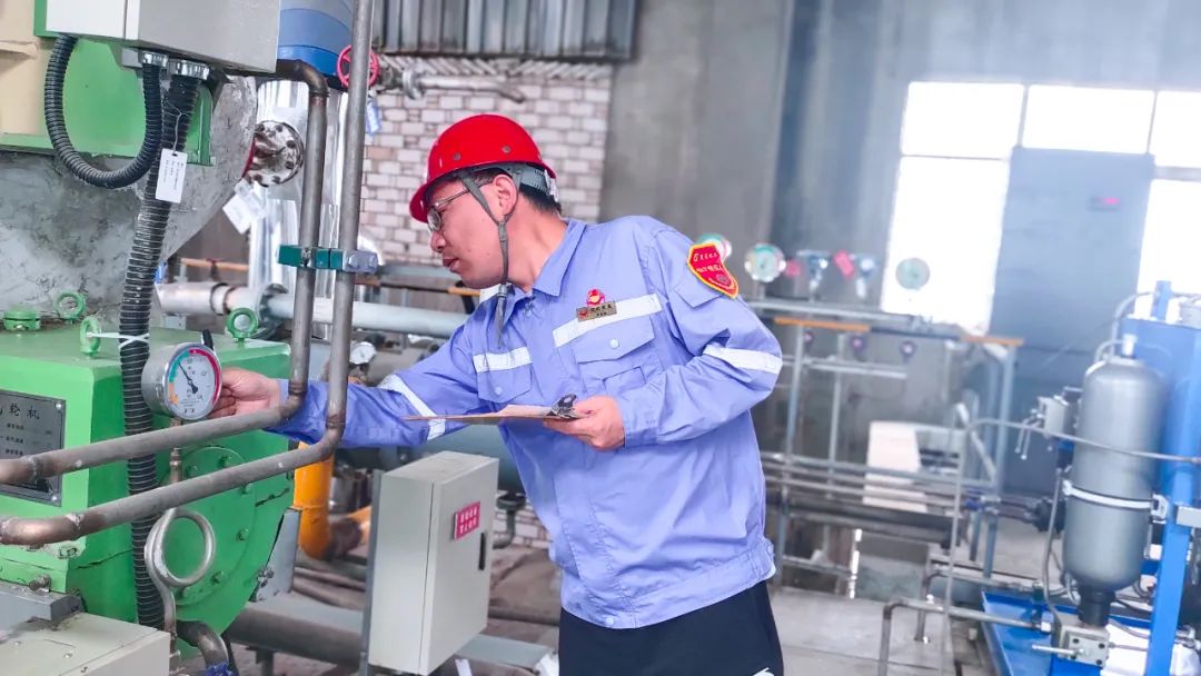 【宜化榜樣】金牌能手鄧志強:扎根一線堅守初心,技以載道淬煉匠心(圖3) 圖片