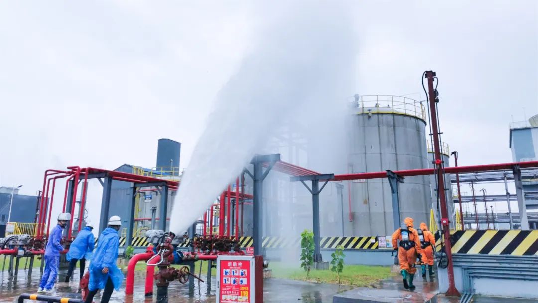 【安全生產月】以練為戰以練筑防!新材料公司開展綜合應急演練(圖3) 圖片