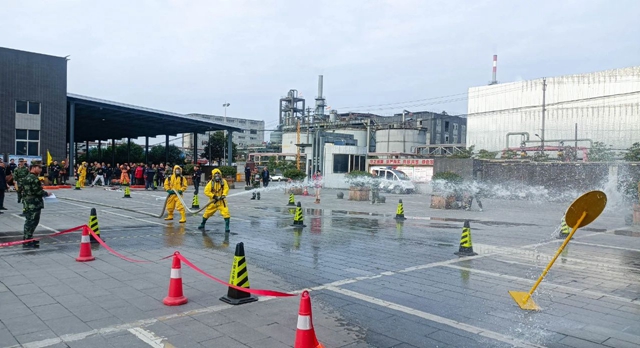 以賽促練強技能!楚星公司開展2023年度消防技能比武(圖1) 以賽促練強技能!楚星公司開展2023年度消防技能比武(圖1)