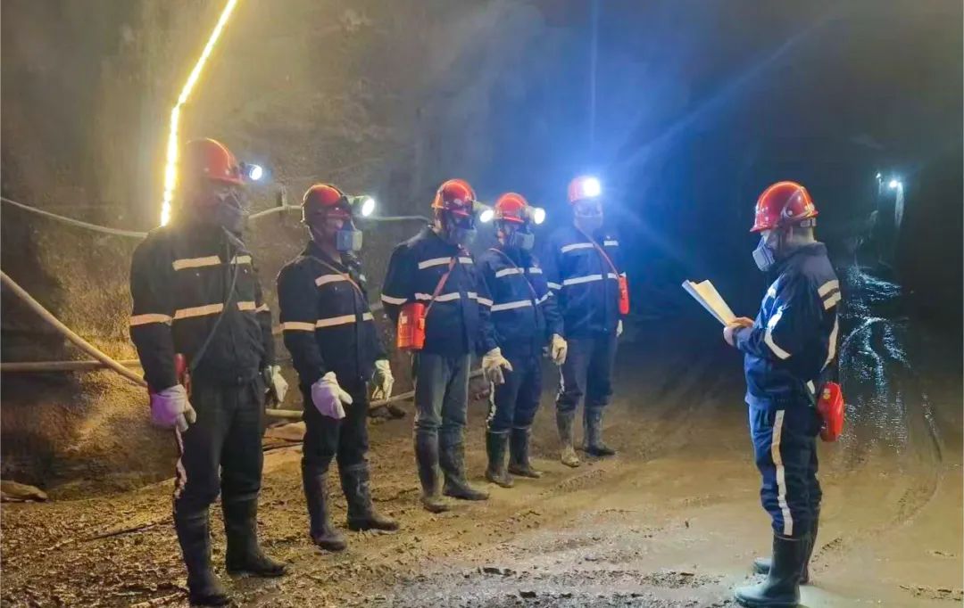 宜化礦業殷家坪礦機電維修一班:能打硬仗會算細賬的“圖強班”(圖3) 宜化礦業殷家坪礦機電維修一班:能打硬仗會算細賬的“圖強班”(圖3)