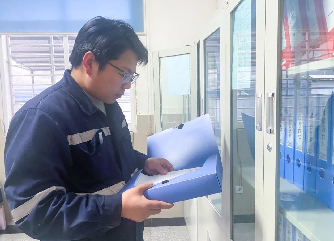 宜化礦業郭倉健:滿腔熱愛向機電,一片初心為礦山(圖5) 宜化礦業郭倉健:滿腔熱愛向機電,一片初心為礦山(圖5)