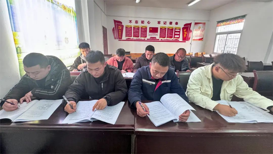 宜化礦業(yè)：強化教育培訓提技能，新工分級管理見實效(圖2)