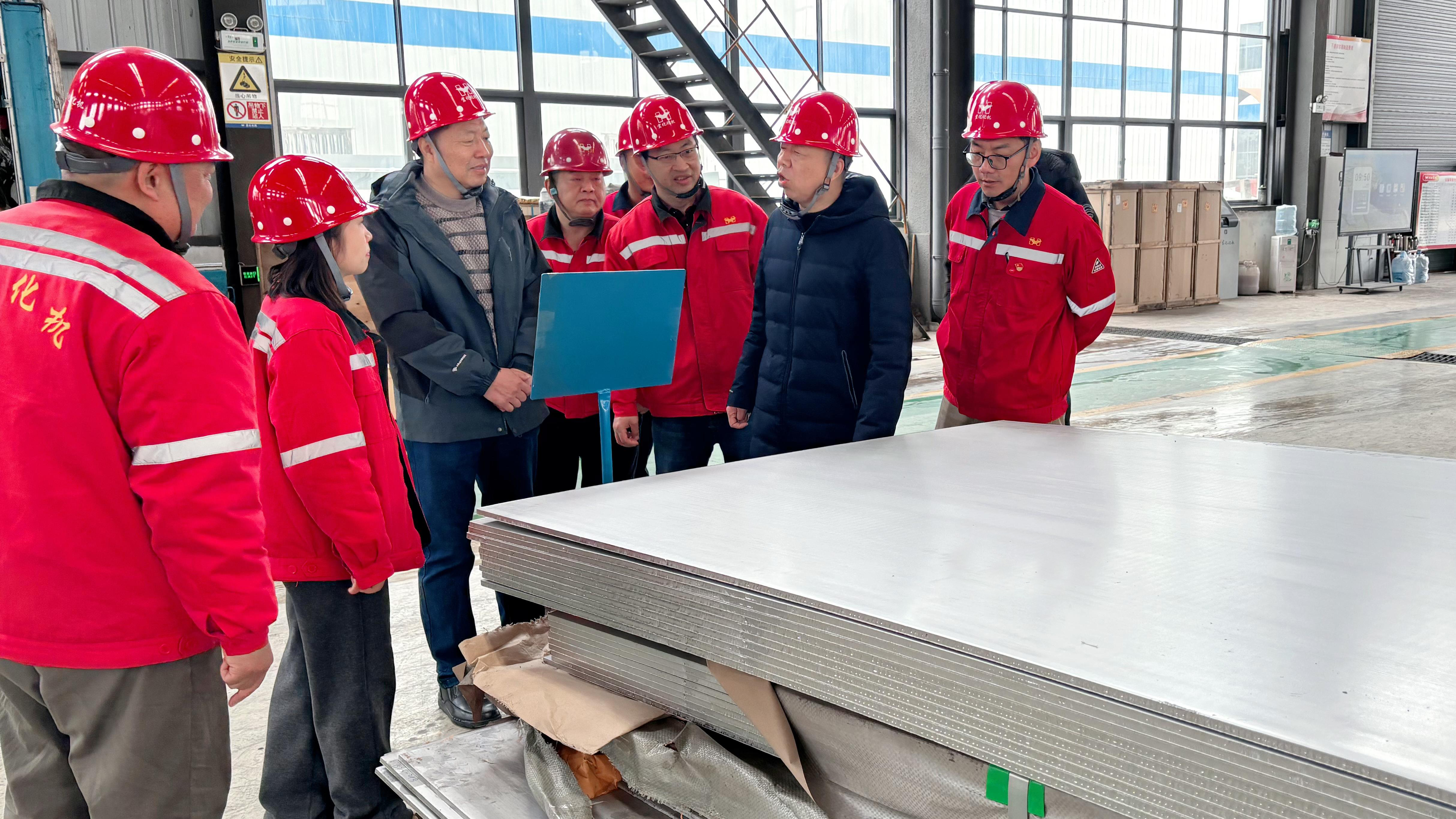 化機公司順利通過A1級壓力容器制造取證現場評審(圖2)