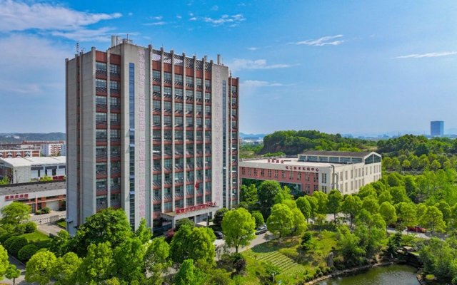 宜化集團(tuán)獲評(píng)國(guó)家級(jí)高技能人才培訓(xùn)基地