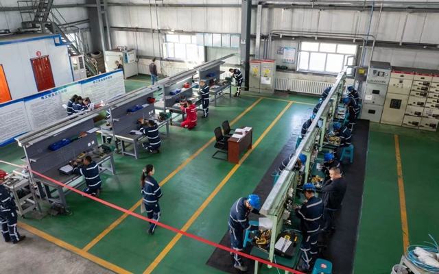 新疆宜化礦業舉辦第三屆職業技能大賽(圖1)