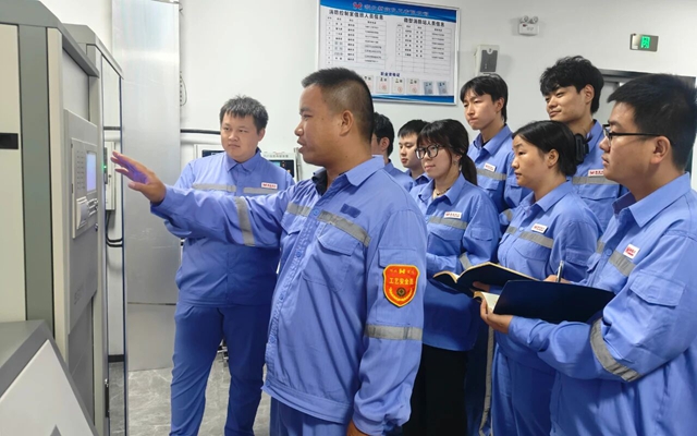 宜化大學(xué)生新工完成崗前培訓(xùn)，開(kāi)啟職業(yè)新篇章