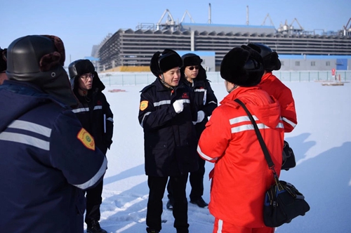 宜昌市領導王應華、王大真一行到新疆宜化調研走訪